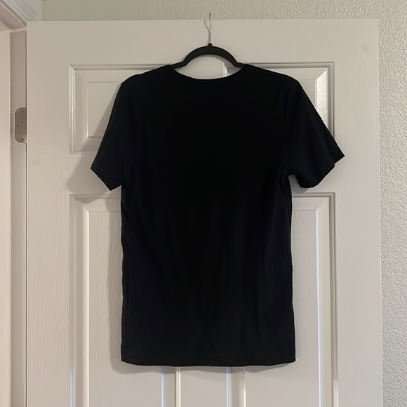 Kobe Bryant “Mamba Out” T Shirt Medium - Picture 3 of 3